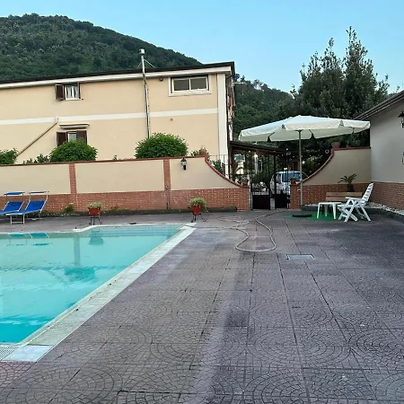Bed & Breakfast Oasi Del Voscone 3*
